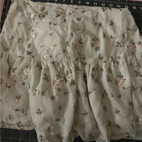 Lily Floral Embroidered Mini Dress - Cream and Pink - Picture 3 of 6